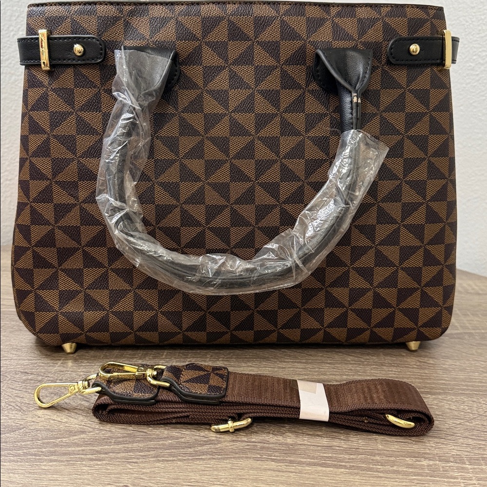 Brown Geometric Tote Bag - Picture 6 of 9
